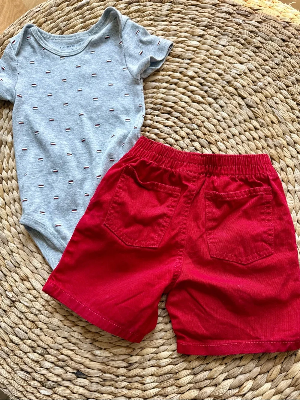 Tommy Hilfiger Boys Set Sz 18-24 Months Flag Logo